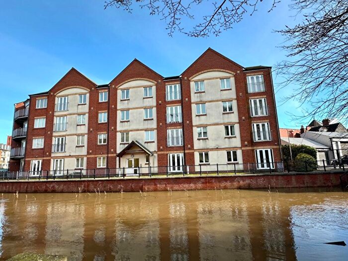 2 Bedroom Flat For Sale In Espleys Yard, Stafford, ST16
