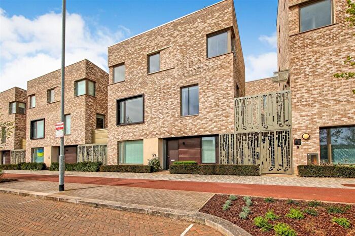 1 Bedroom Flat To Rent In Eddington Avenue, Cambridge, CB3