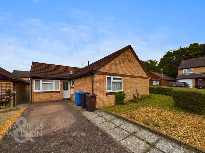 4 Bedroom Detached Bungalow To Rent In Wenman Court, Norwich, NR5