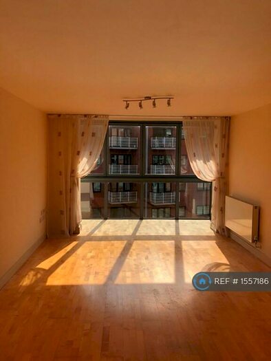 2 Bedroom Flat To Rent In King Edwards Wharf, Birmingham, B16