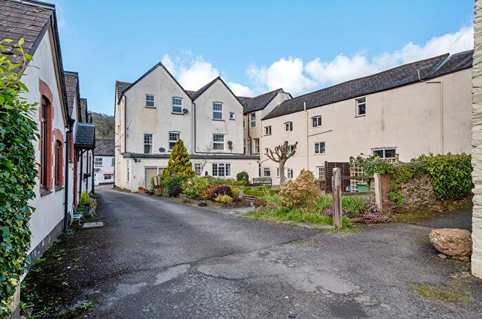 1 Bedroom Flat For Sale In High Street, Dulverton, TA22