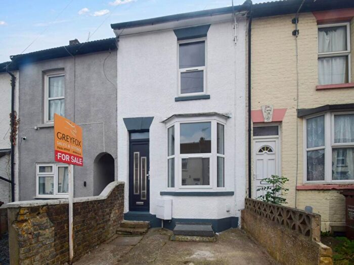 3 Bedroom House To Rent In Trafalgar Street, Gillingham, Kent, ME7