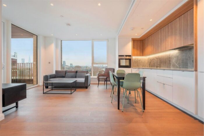 2 Bedroom Apartment To Rent In Gasholder Place, Gasholder Place, SE11