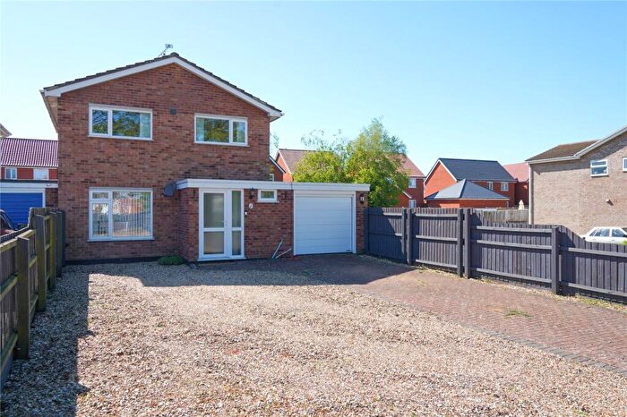 3 Bedroom Detached House For Sale In Lamble Close, Beck Row, Bury St. Edmunds, Suffolk, IP28