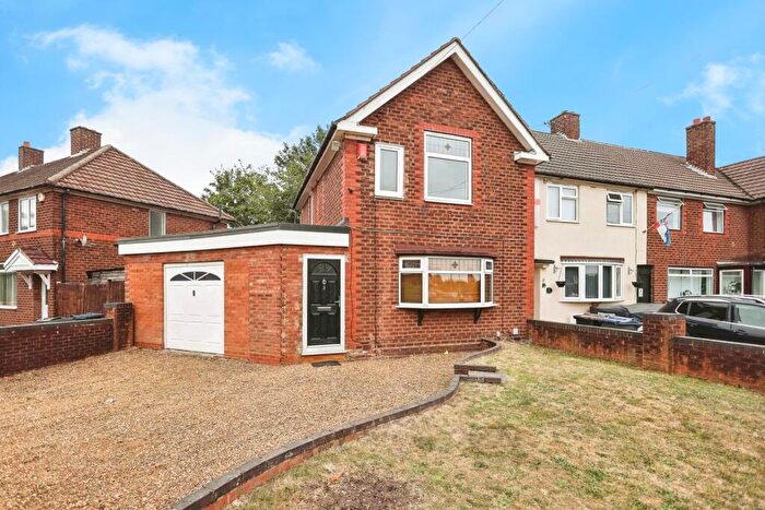 3 Bedroom End Of Terrace House For Sale In Keston Road, Kingstanding, Birmingham, B44
