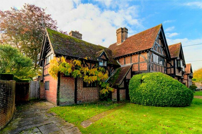 3 Bedroom Semi-Detached House For Sale In Crawley, Winchester, Hants, SO21