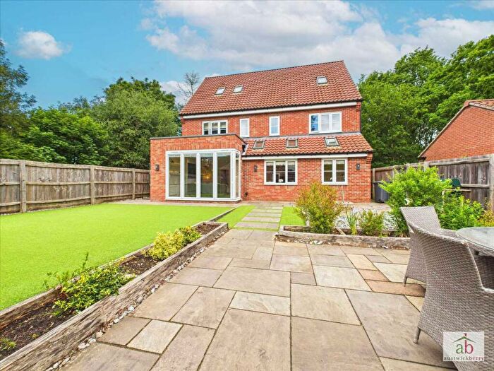 5 Bedroom Detached House For Sale In The Copse, Martlesham, IP12
