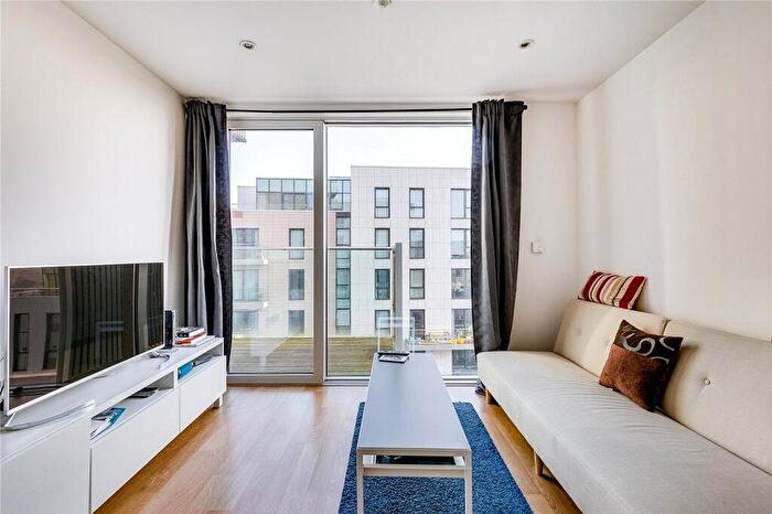 1 Bedroom Flat To Rent In Residence Tower, Woodberry Grove, N4