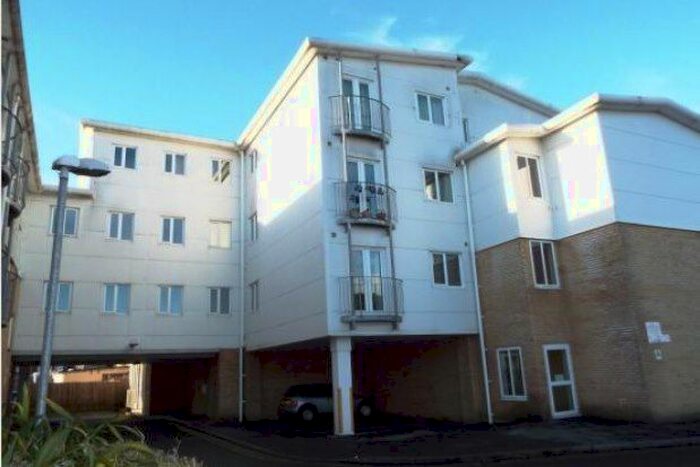Studio To Rent In Castle Lane West, Bournemouth, BH8