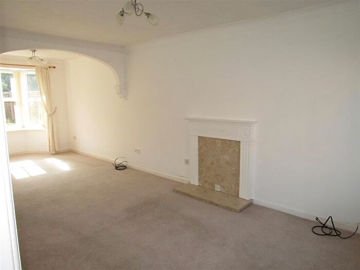3 Bedroom End Of Terrace House For Sale In Hunters Row, Boroughbridge, York, YO51