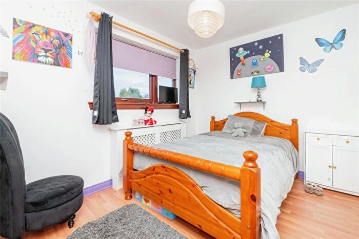 2 Bedroom Terraced House For Sale In Chapelfauld Green, Dunfermline, KY11