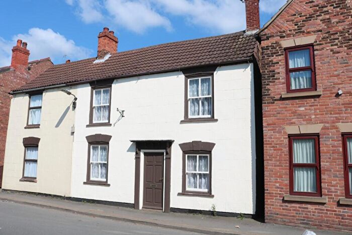 2 Bedroom Terraced House For Sale In High Street, Crowle, DN17