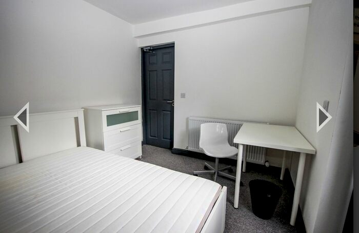 4 Bedroom Terraced House To Rent In Keswick Grove, Salford, M6