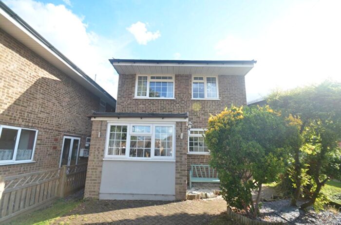 3 Bedroom Detached House For Sale In Orchard Rise, Shirley, Croydon, CR0