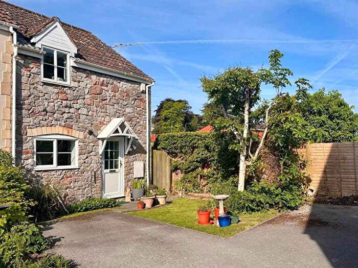 2 Bedroom End Of Terrace House For Sale In Old Station Close, Cheddar, BS27