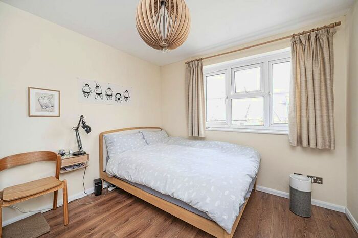 1 Bedroom Flat To Rent In Mill Court, Leyton, E10