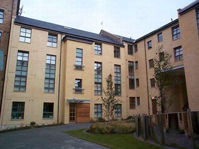 1 Bedroom Flat To Rent In Old Tolbooth Wynd, Old Town, Edinburgh, EH8