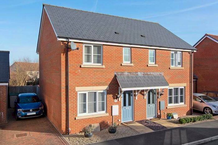 3 Bedroom House For Sale In Mills Drive, Wellington, TA21