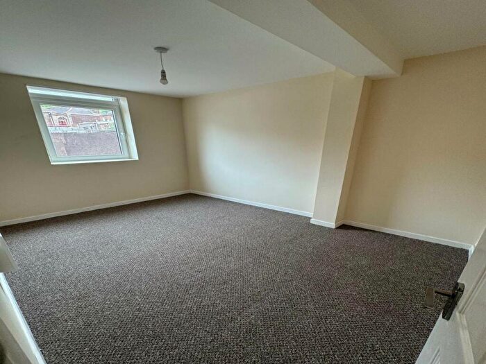 2 Bedroom House To Rent In Smyrna Chapel, Taibach, Port Talbot, SA13