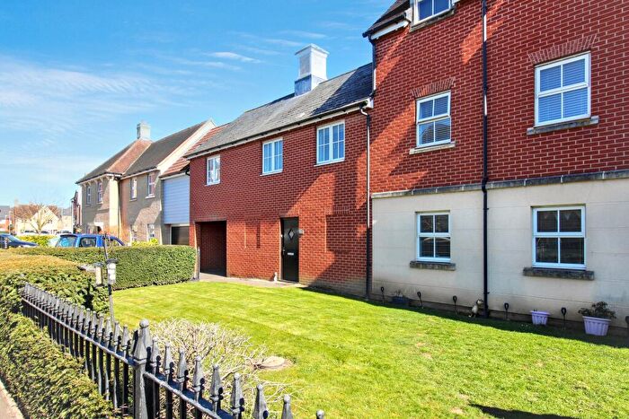 2 Bedroom Maisonette To Rent In William Harris Way, Colchester, CO2