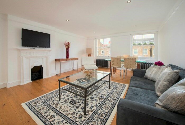 2 Bedroom Flat To Rent In Gloucester Place, London, W1U