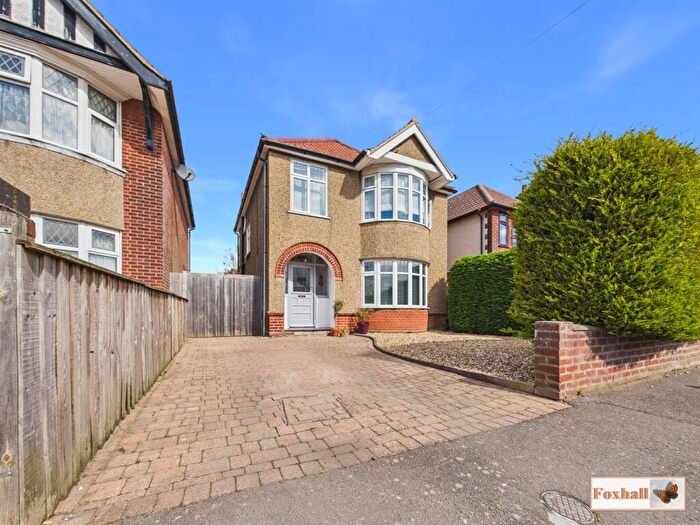 3 Bedroom Detached House For Sale In Sidegate Avenue, Ipswich, IP4