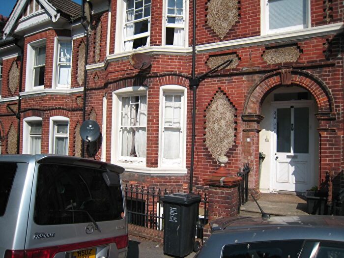 1 Bedroom Flat To Rent In Hartington Road, Brighton, BN2
