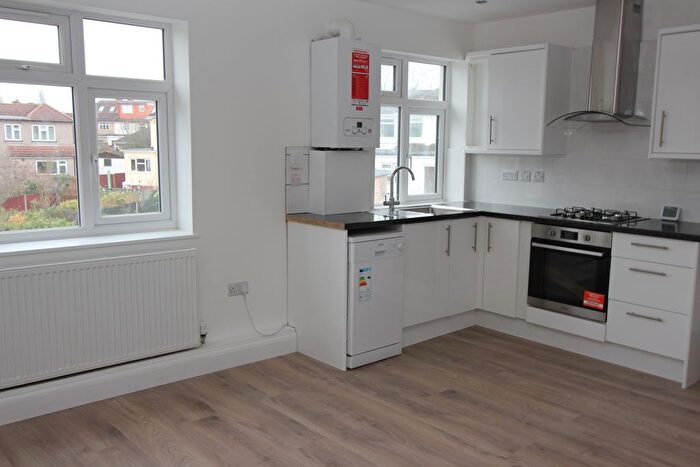 2 Bedroom Flat To Rent In Merton Road, Harrow, HA2
