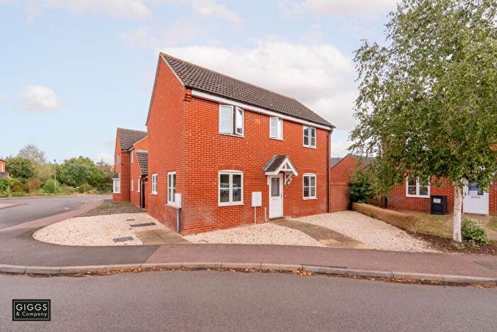 3 Bedroom Detached House For Sale In Bevington Way, Eynesbury, St. Neots, Cambridgeshire, PE19