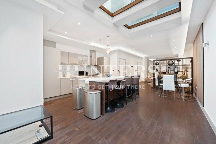 4 Bedroom End Of Terrace House To Rent In Westbere Road, West Hampstead, London, NW2