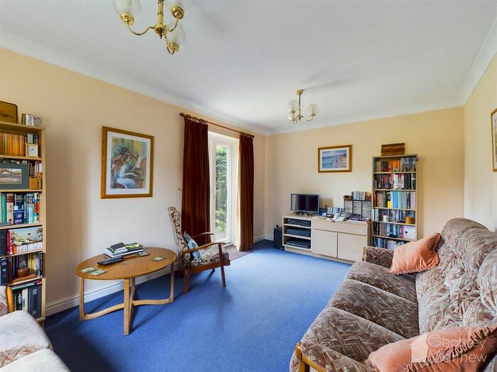 3 Bedroom Detached House For Sale In Pilkingtons, Church Langley, Harlow, CM17