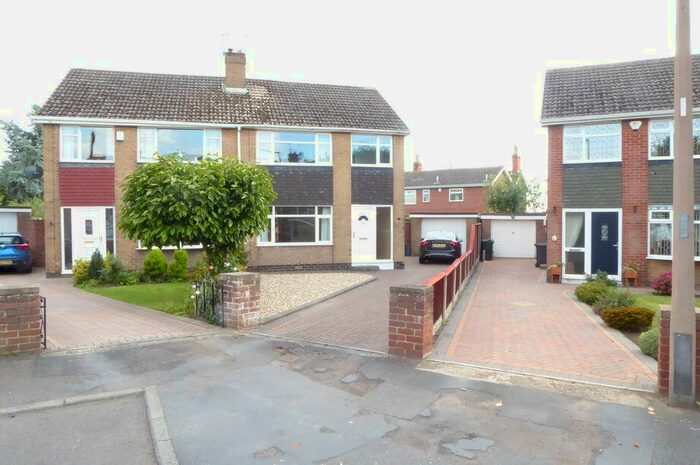 3 Bedroom Semi-Detached House To Rent In Rosewood Drive, Barnby Dun, DN3