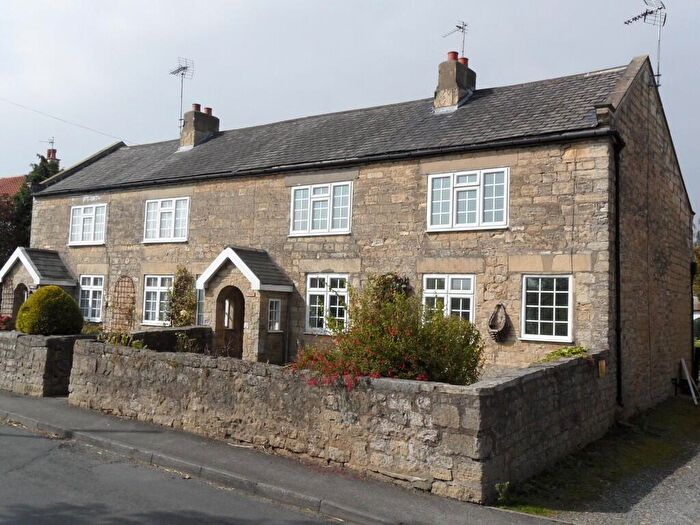 3 Bedroom Cottage To Rent In Beaconsfield Cottage, Aberford Road, Bramham, LS23