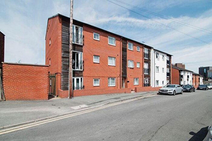 2 Bedroom Apartment To Rent In Grafton Road, West Bromwich, B71