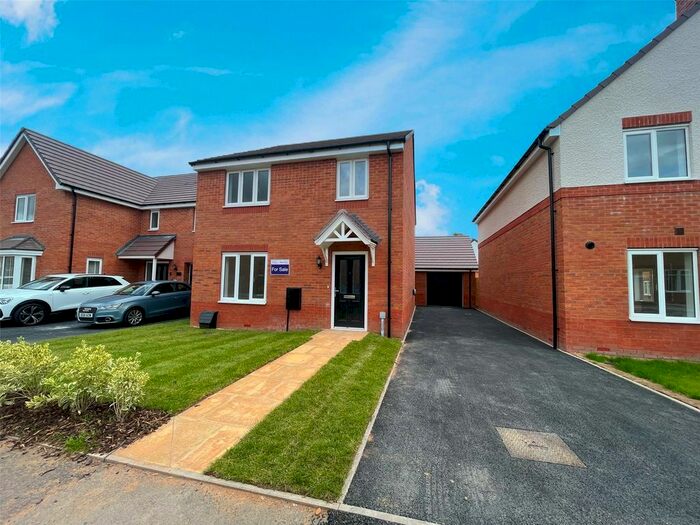 4 Bedroom Detached House To Rent In Copper Works Way, Walsall, West Midlands, WS3