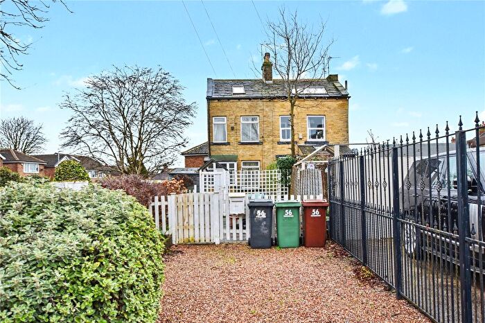 1 Bedroom Semi Detached House For Sale In Greenside, Pudsey, West Yorkshire, LS28