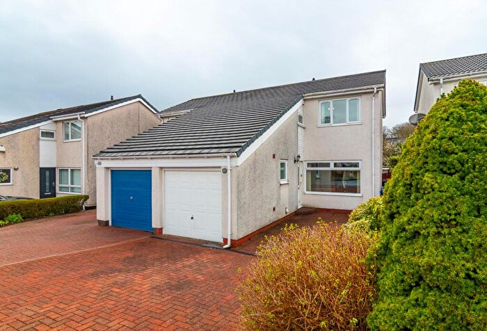 2 Bedroom Semi Detached House For Sale In Limetree Walk, Milton Of Campsie, G66