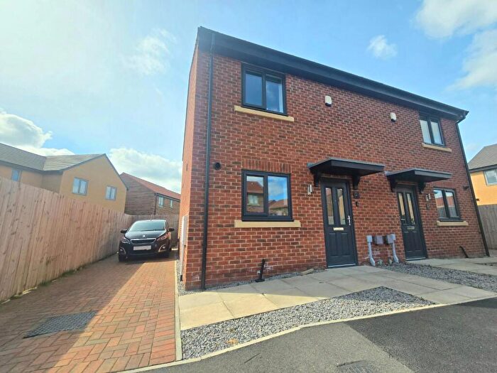 2 Bedroom Semi Detached House For Sale In Smike Wynd, Darlington, DL2