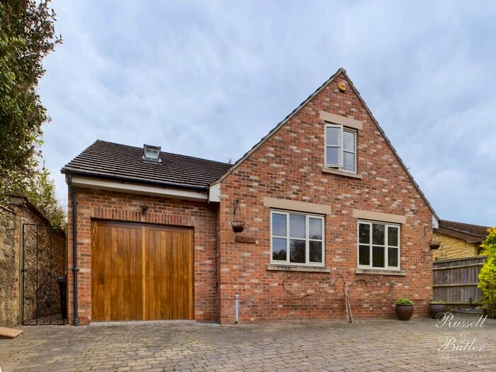 2 Bedroom Bungalow For Sale In Fulwell Road, Finmere, MK18