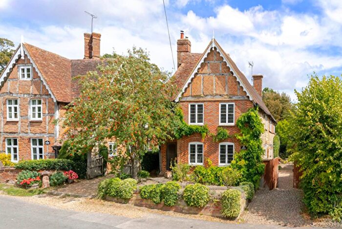 4 Bedroom Detached House For Sale In Gable Cottage, Dinton, HP17