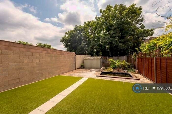 1 Bedroom Maisonette To Rent In Waddon Road, Croydon, CR0