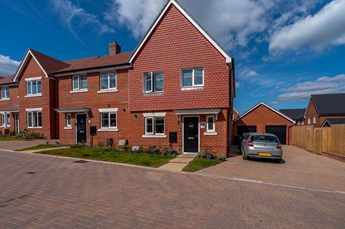 3 Bedroom Semi-Detached House For Sale In The Rew, Chichester, PO19