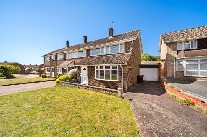 3 Bedroom Semi Detached House For Sale In Bowers Avenue, Northfleet, Gravesend, Kent, DA11