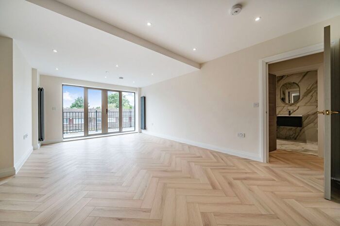 1 Bedroom Flat To Rent In Hutchins Close, Kent, BR8