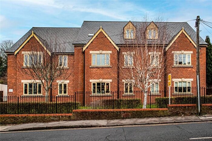 2 Bedroom Flat To Rent In Kinghill Road, SN1
