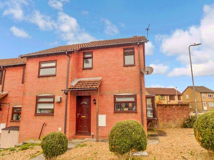 3 Bedroom House To Rent In Robins Hill, Brackla, Bridgend, CF31