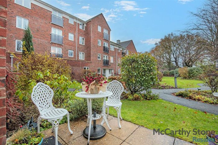 1 Bedroom Flat For Sale In Dutton Court, Station Approach, Off Station Road, Cheadle Hulme, Cheadle, SK8