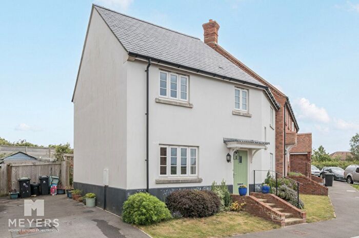 4 Bedroom End Of Terrace House For Sale In Harvest Hill, Charminster, DT2