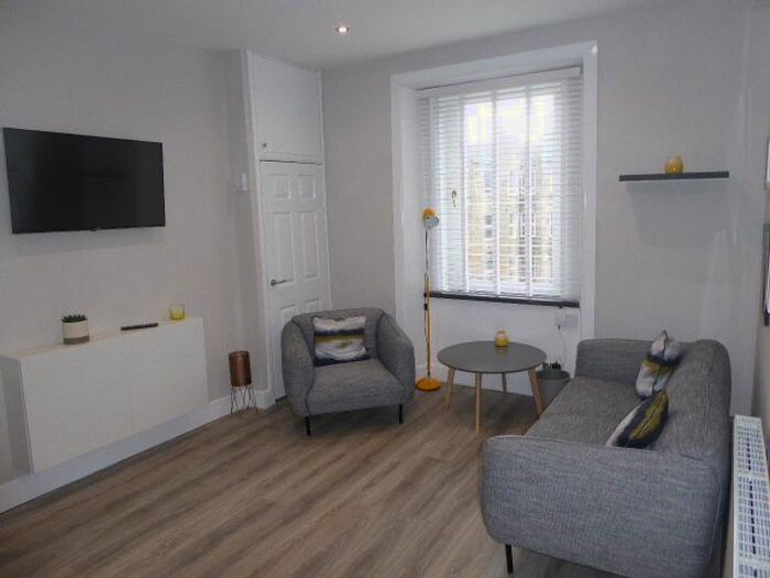 1 Bedroom Flat To Rent In Orwell Place, Dalry, Edinburgh, EH11