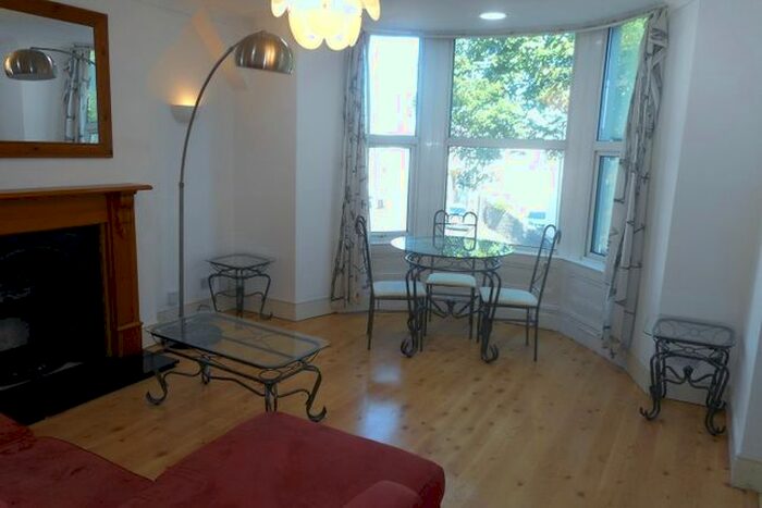 1 Bedroom Flat To Rent In Richmond Road, Cathays, Cardiff, CF24